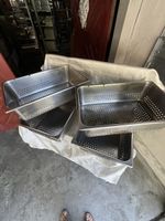 4 Stk. 1/1 GN 15 cm tief gelocht