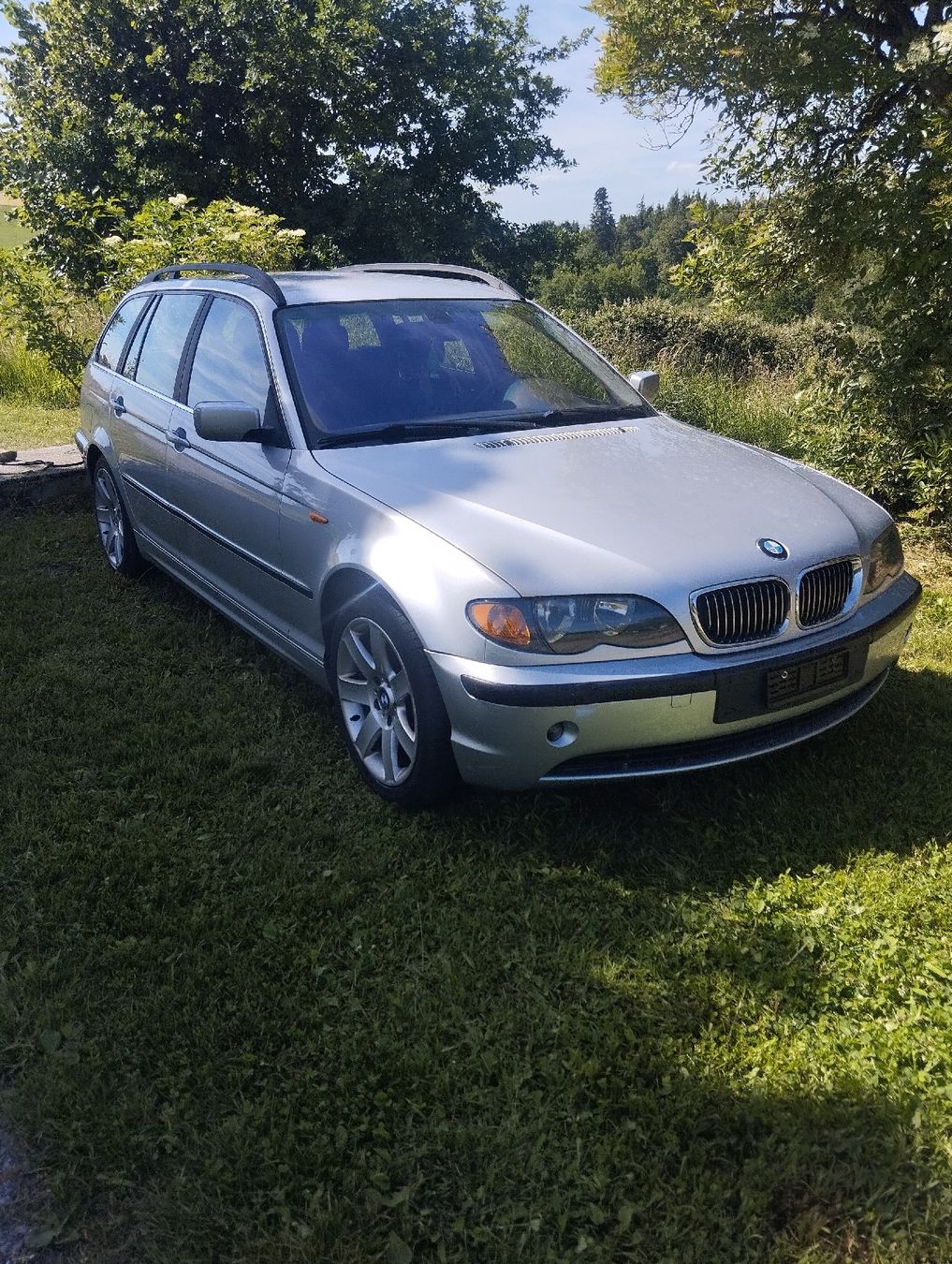 BMW Autos: BMW E46 320i Touring mit MFK – Defekt aus Heitenried von Chris351 2