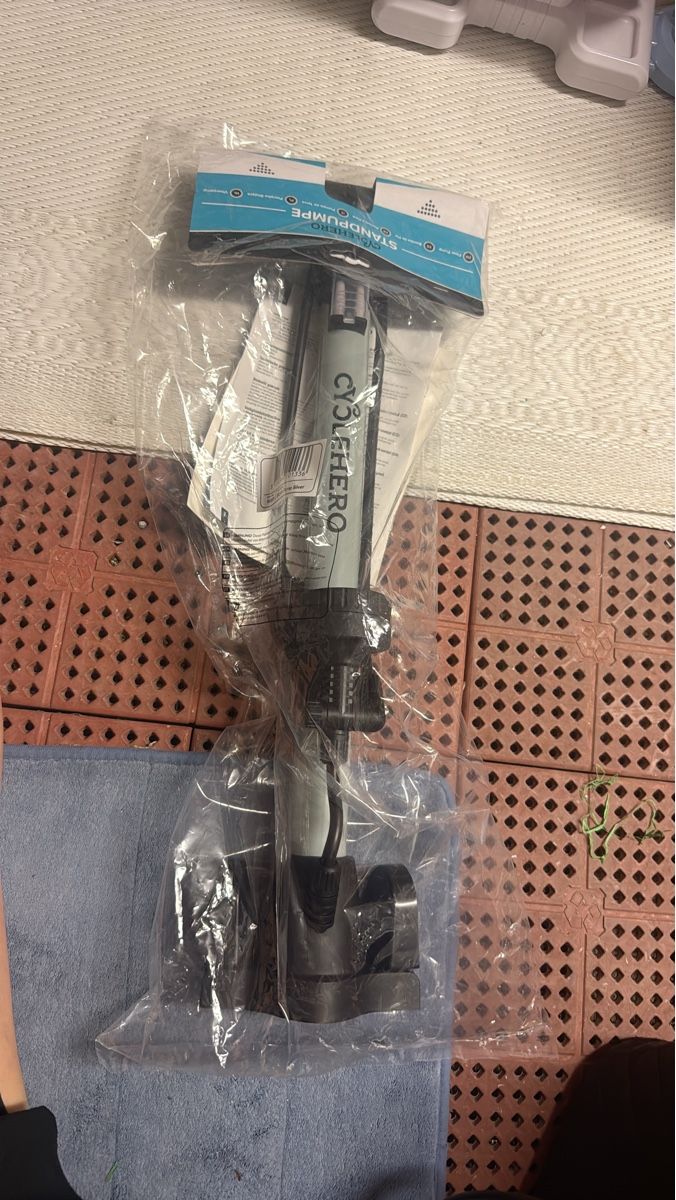 Pumpen: Standpumpe CYCLE HERO neu – Neu und originalverpackt aus Zürich von Krikri21