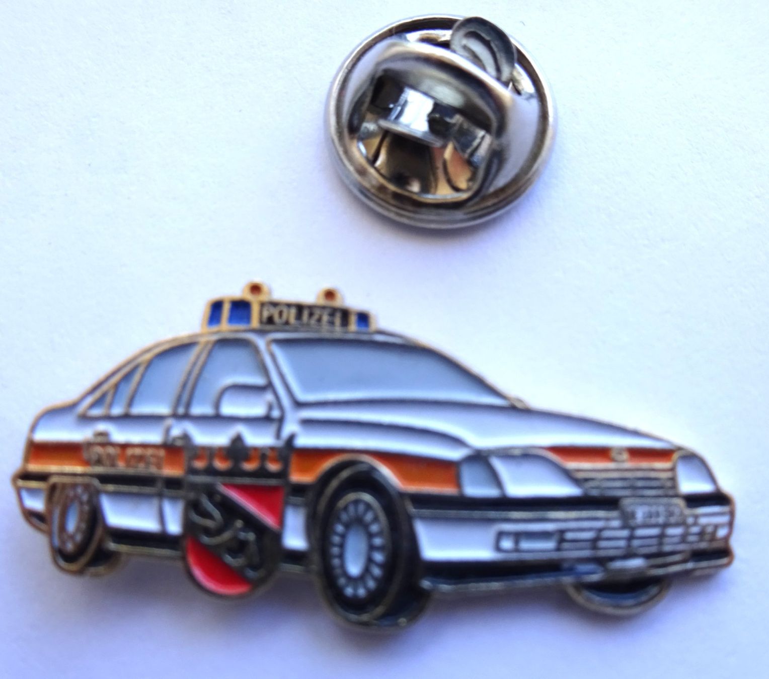 Placchette & Badge: Pin Polizei Auto  KP Bern – Usato da Utzenstorf venduto da BUtter81