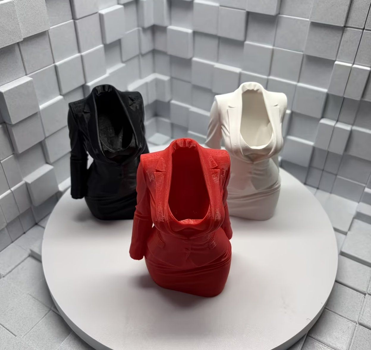 Wandhalterungen: Stenotypistin-Stiftehalter – Neu und originalverpackt aus Reinach BL von Deinfashion