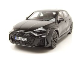 Audi RS3 III 8Y Phase II seit 2025 schwarz met.         1:18