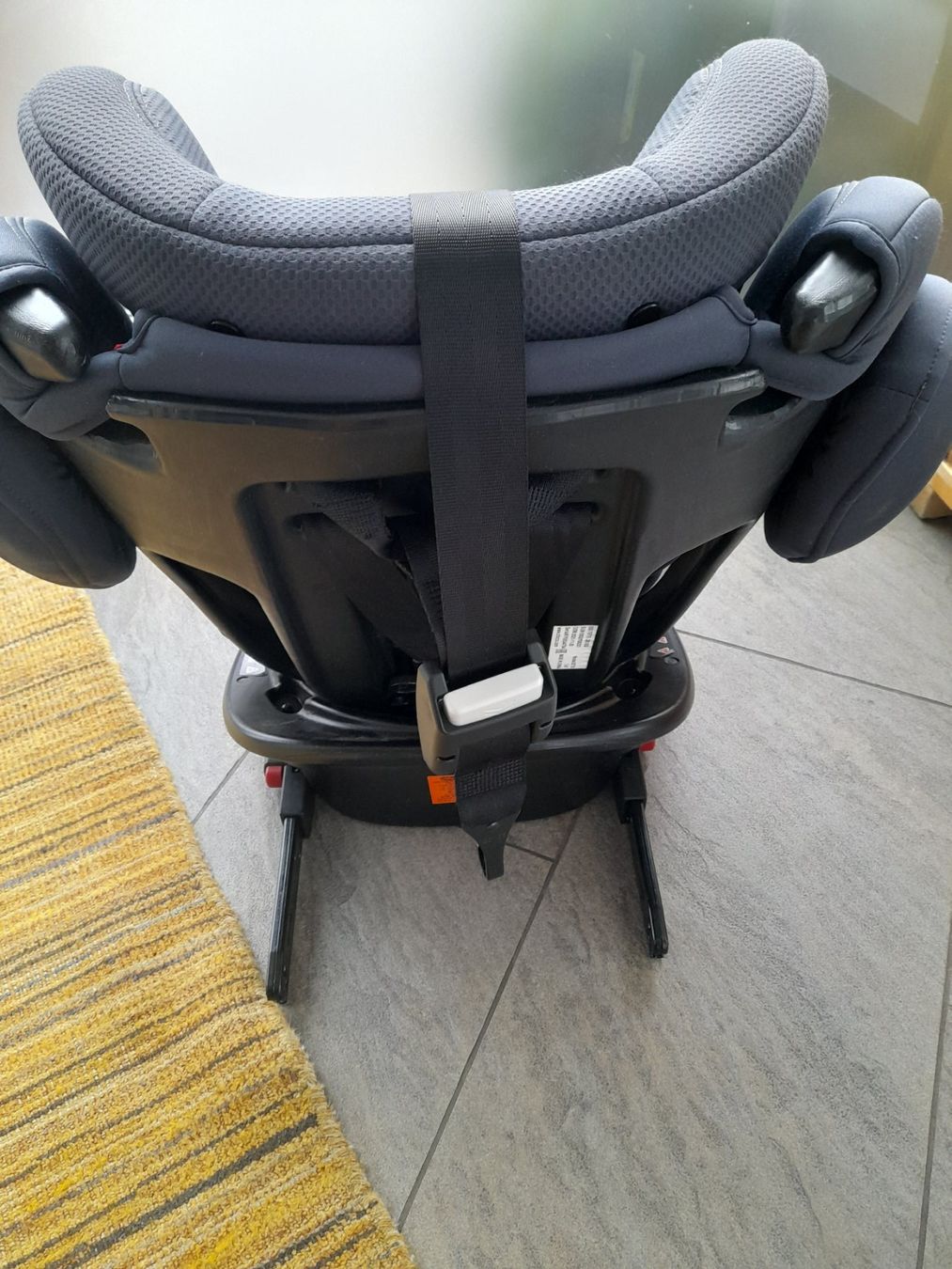 Chicco Seggiolini per auto: Kinderautositz - Isofix – Usato da Gamprin venduto da Blick1947 1
