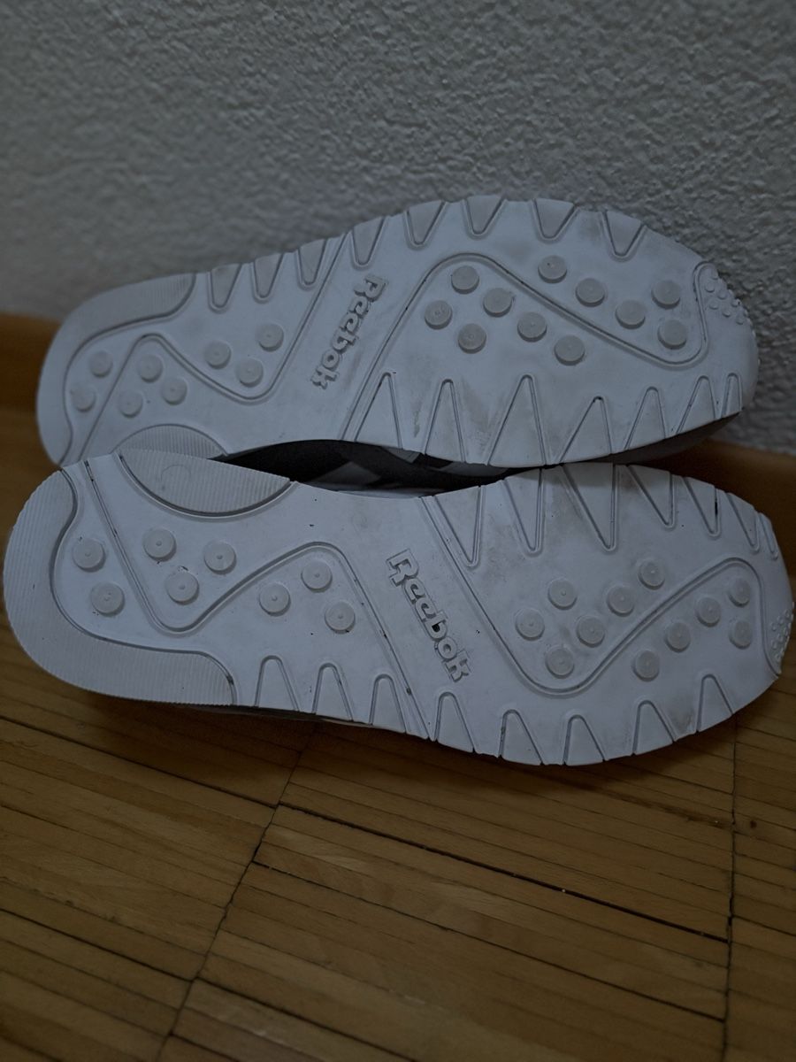 Reebok Scarpe da uomo: Reebok Schuhe Grösse 44.5 – Nuovo (secondo la descrizione) da Ehrendingen venduto da suurrlii 2