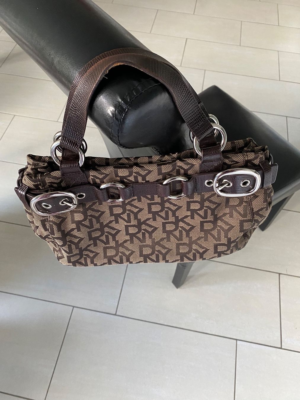 DKNY Taschen für Damen: Tasche DKNY Braun wie NEU – Neu (gemäss Beschreibung) aus Affoltern am Albis von may_9gdz
