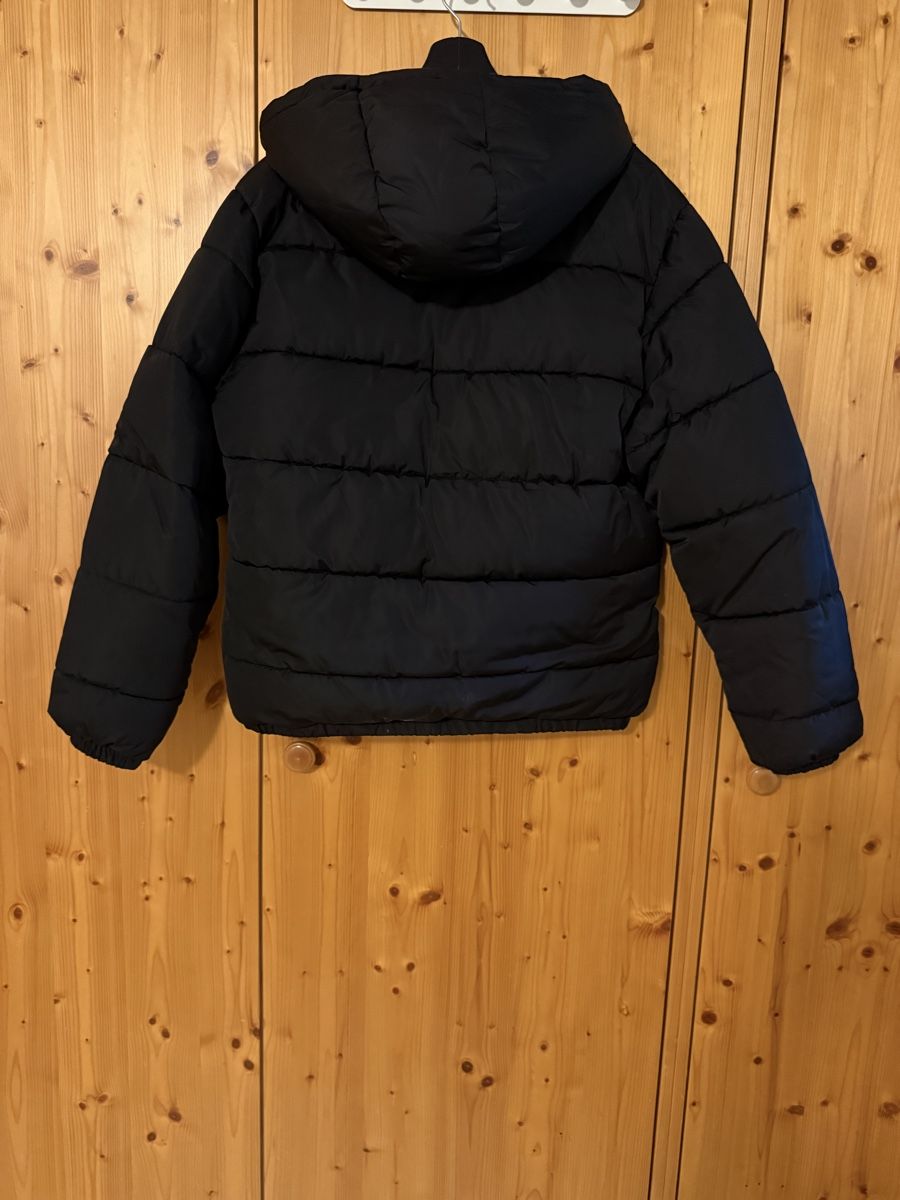 H&M Jacken: Winterjacke – Gebraucht aus Hinwil von jen_z8kr 1