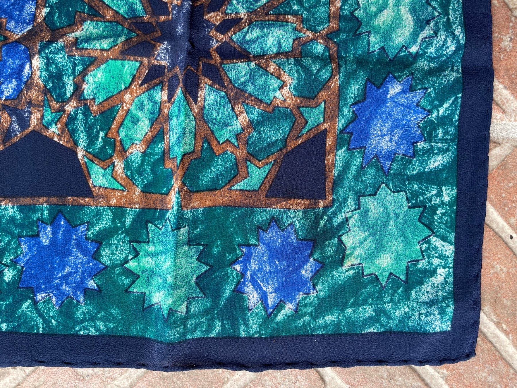 Foulards, Tücher & Schals: Foulard Jean-Louis SCHERRER – Gebraucht aus La Croix (Lutry) von Sporades 6