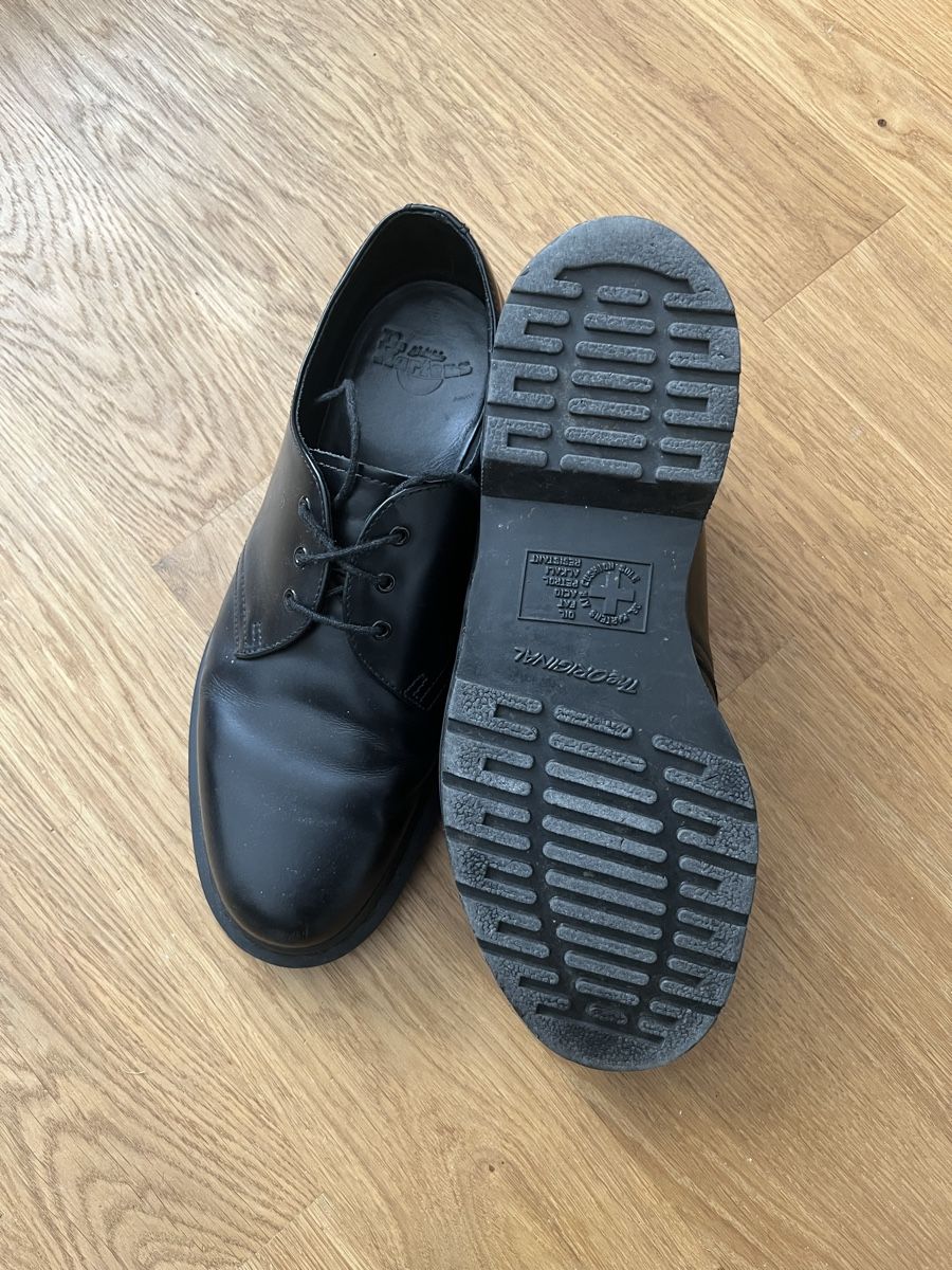 Dr. Martens Scarpe da uomo: Dr. Martens Gr.43 – Nuovo (secondo la descrizione) da Luzern venduto da lou_p8qb 2