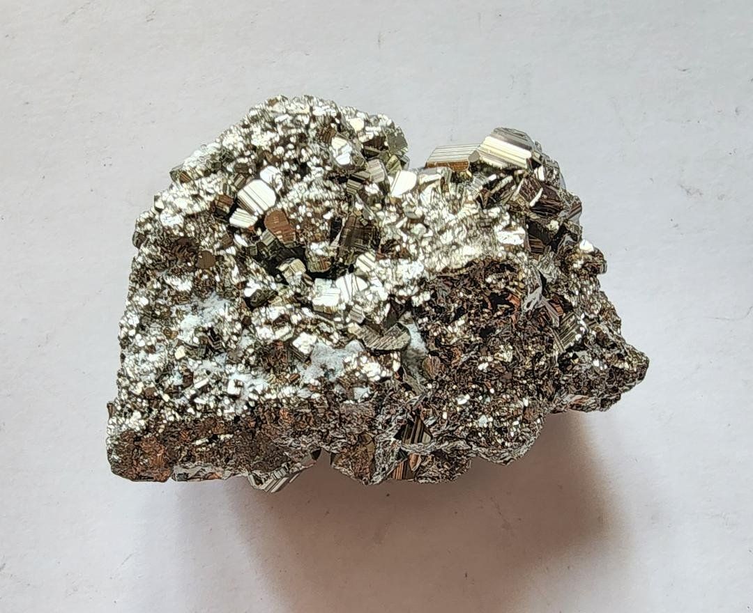 Minerali & Pietre curative: Peru: wunderschöner Matrix Pyrit-Schwimmer, 305g – Nuovo (secondo la descrizione) da Lima- Peru venduto da Alpaka-Haus 1