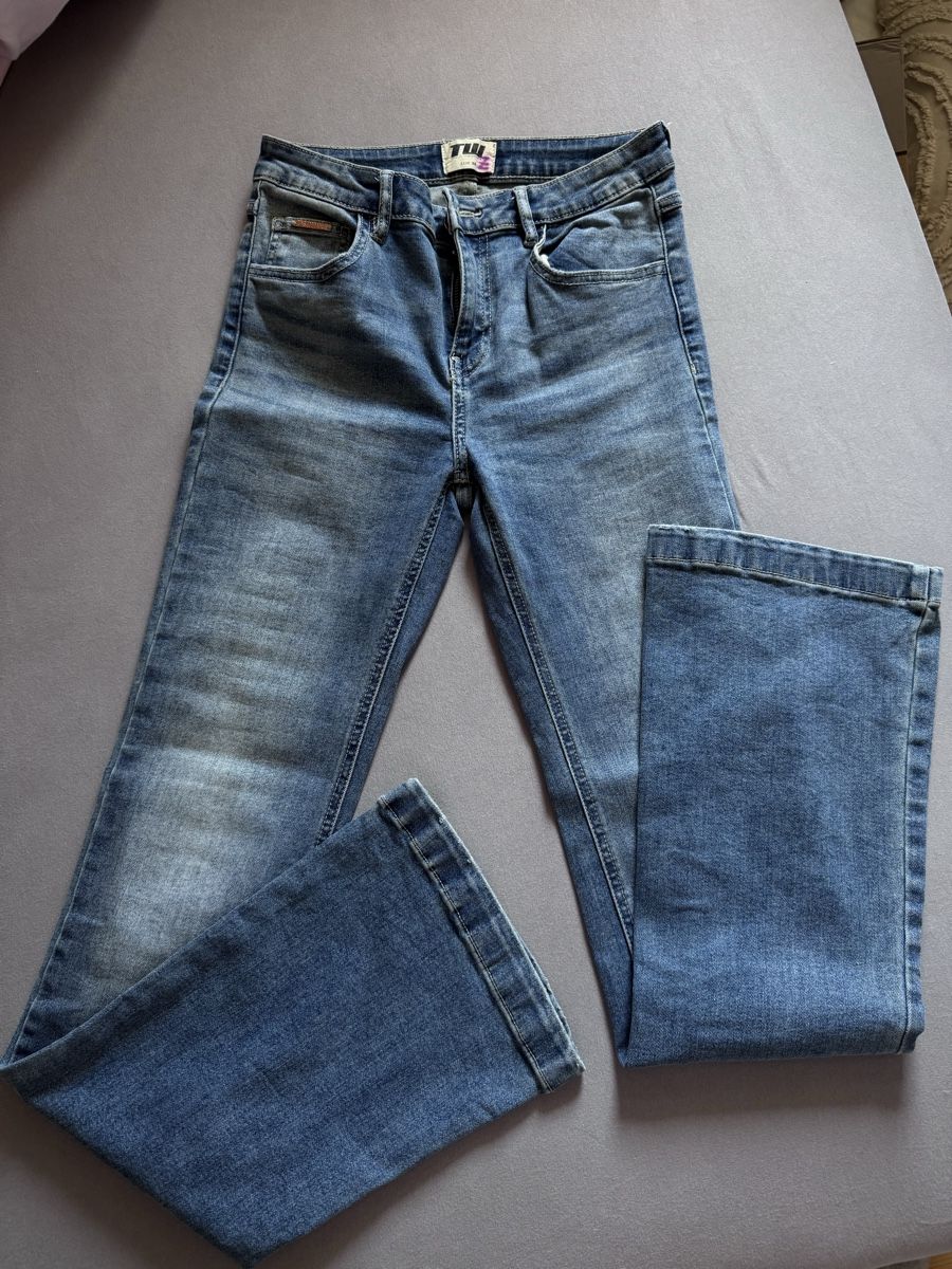 Tally Weijl Jeans: Bootcut jeans – Gebraucht aus Trimbach von zoraaurelia