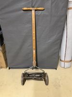 Antiker Handrasenmäher Dille McGuire Modell Nr 4 alt