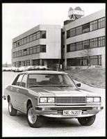 Fotografie Auto Datsun Laurel 2,4, Limou