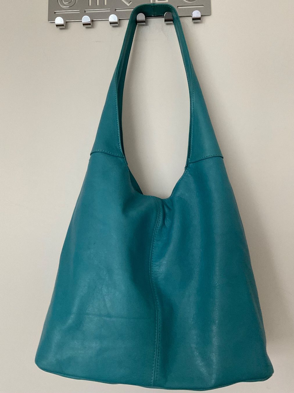 Sacs femmes: Echtes Leder Tasche Beuteltasche Türkis – D'occasion à Urdorf par alda02