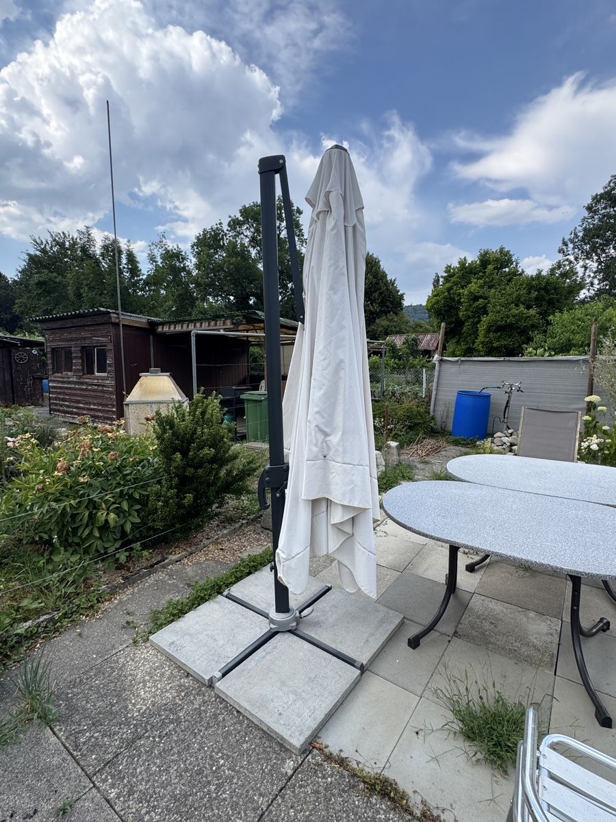 Parasols: Sonnenschirm gross – D'occasion à Geroldswil par ridi.shaqiri