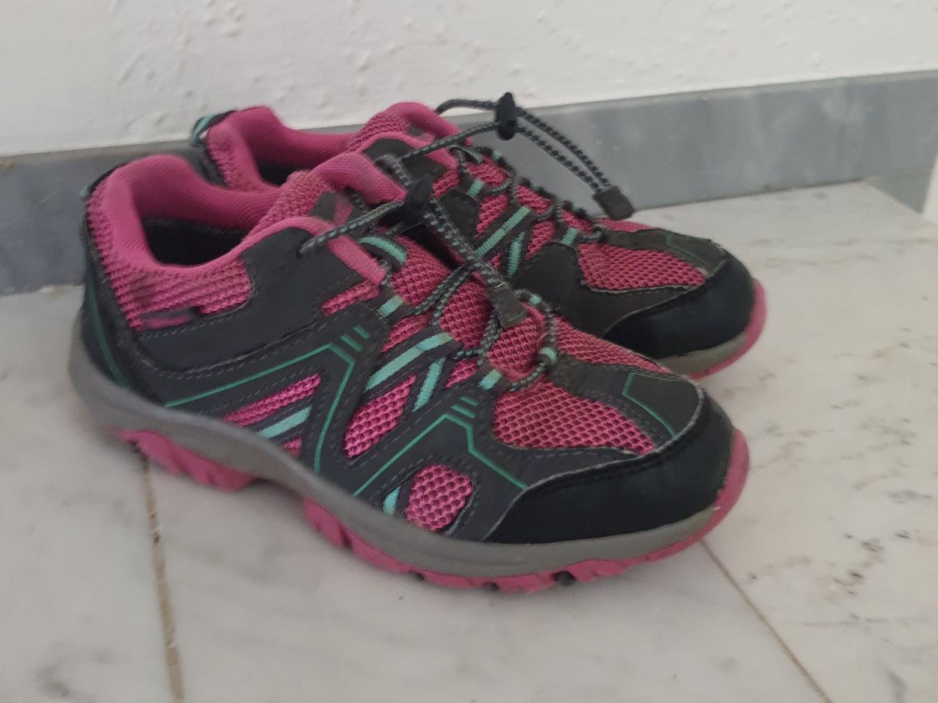 Landrover Scarpe per ragazze: Trekkingschuhe rosa Grösse 33 – Usato da Unterengstringen venduto da Ypsilony