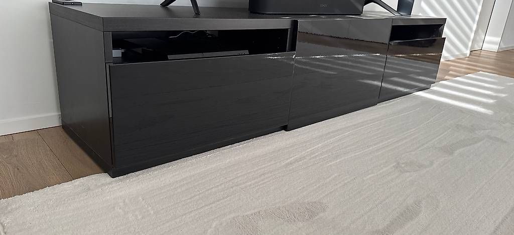Ikea Mobili TV: Tv-möbel Ikea 180x40x40 – Usato da Sursee venduto da mon_z2jj 1