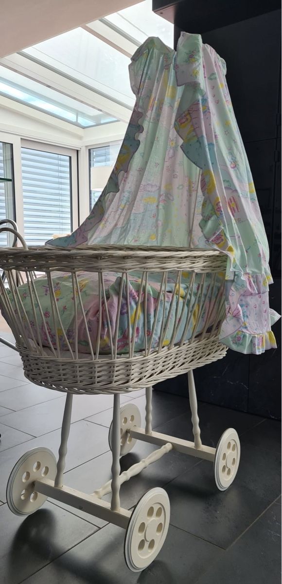 Poussette: Stubenwagen / Babywagen – D'occasion à St. Gallenkappel par peter.zinsli