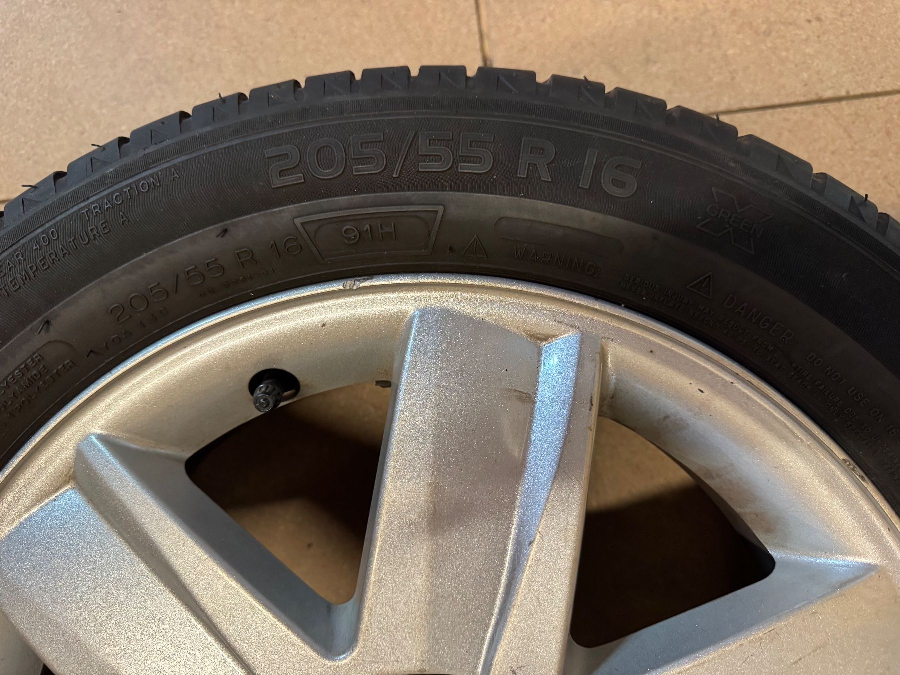 Renault Cerchioni: Alufelgen mit Michelin Sommerreifen – Usato da Zürich venduto da ThaliaL 9