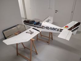 Grosse Jodel Robin mit ZG 62 und Servos