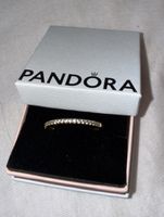 Pandora Ring mit glitzer Steinen vergoldet NEU