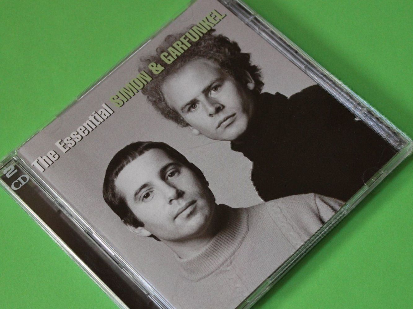 CDs: THE ESSENTIAL SIMON & GARFUNKEL 2CD!!!!! – D'occasion à Tübach par JamesStone 1