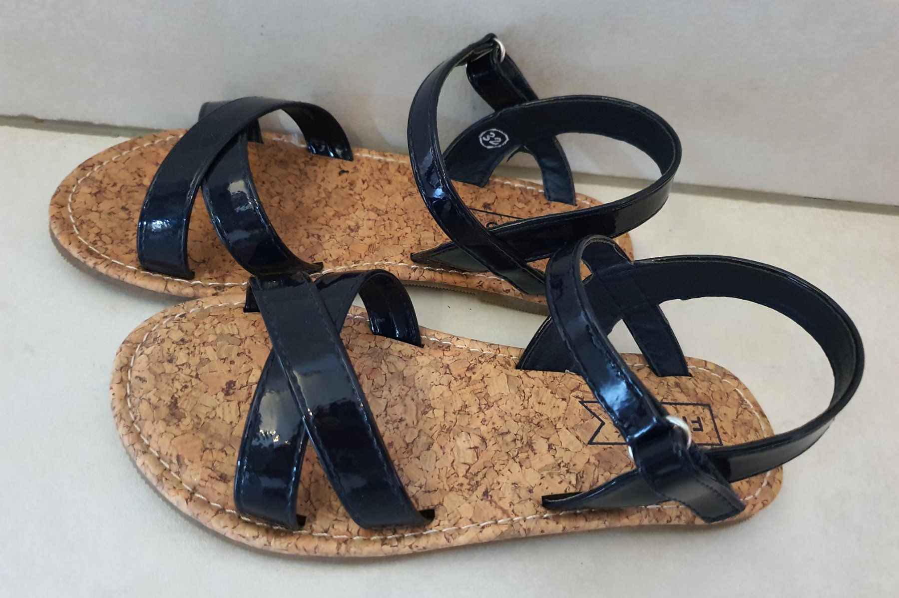 Scarpe per ragazze: Sandales pointure 32 – Nuovo (secondo la descrizione) da Vouvry venduto da Arwenne 1