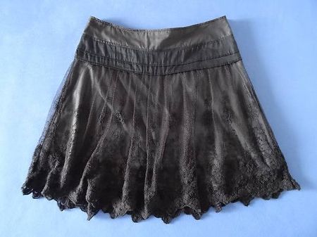 Jupe Rock Spitze schwarz Grösse 38/40