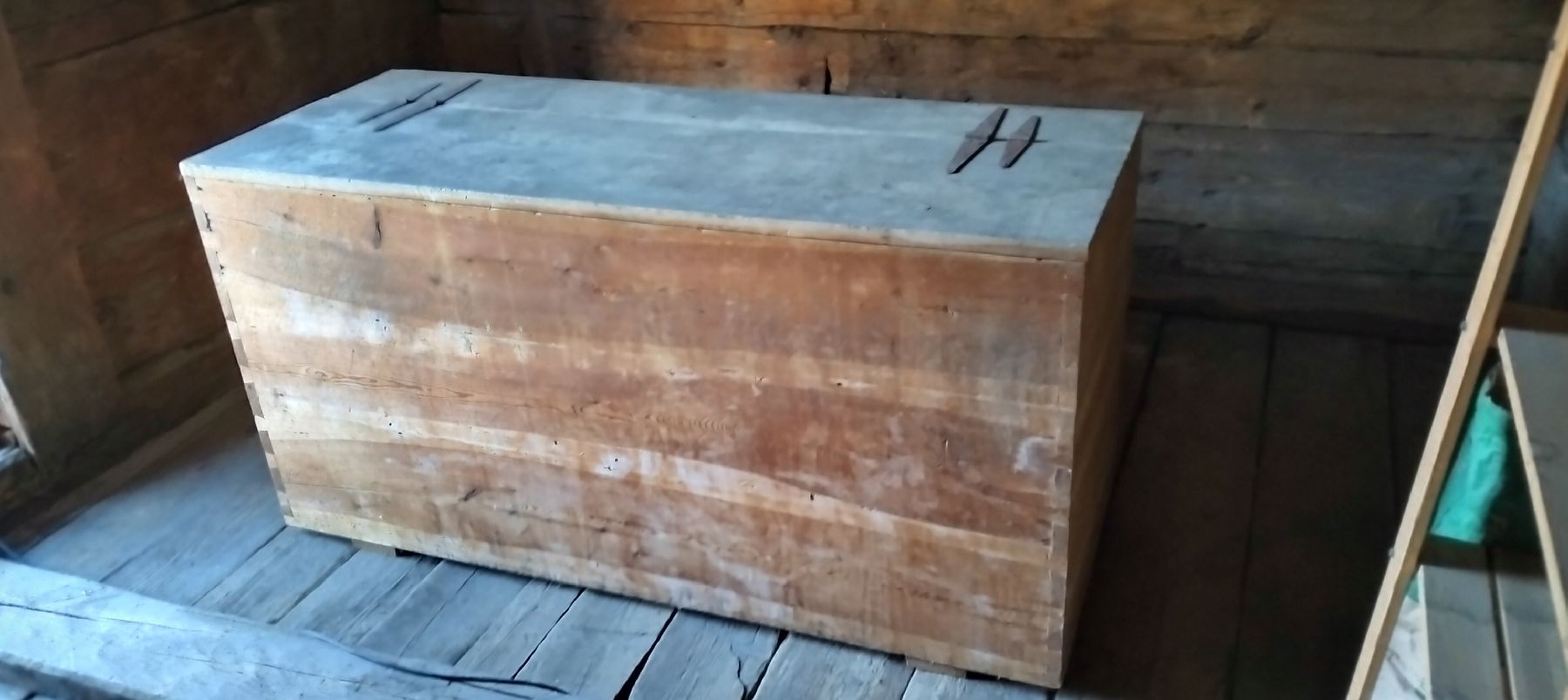 Cassapanche: Alte Getreidetruhe – Usato da Termen venduto da Zofingia01