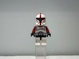 sw0492 LEGO Star Wars Clone Trooper Captain - Top