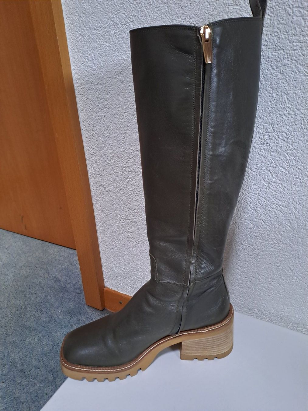 Scarpe da donna: Hochwertiger Lederstiefel, Gr. 38, NP 420.-- – Usato da Frauenfeld venduto da Andadaa 1