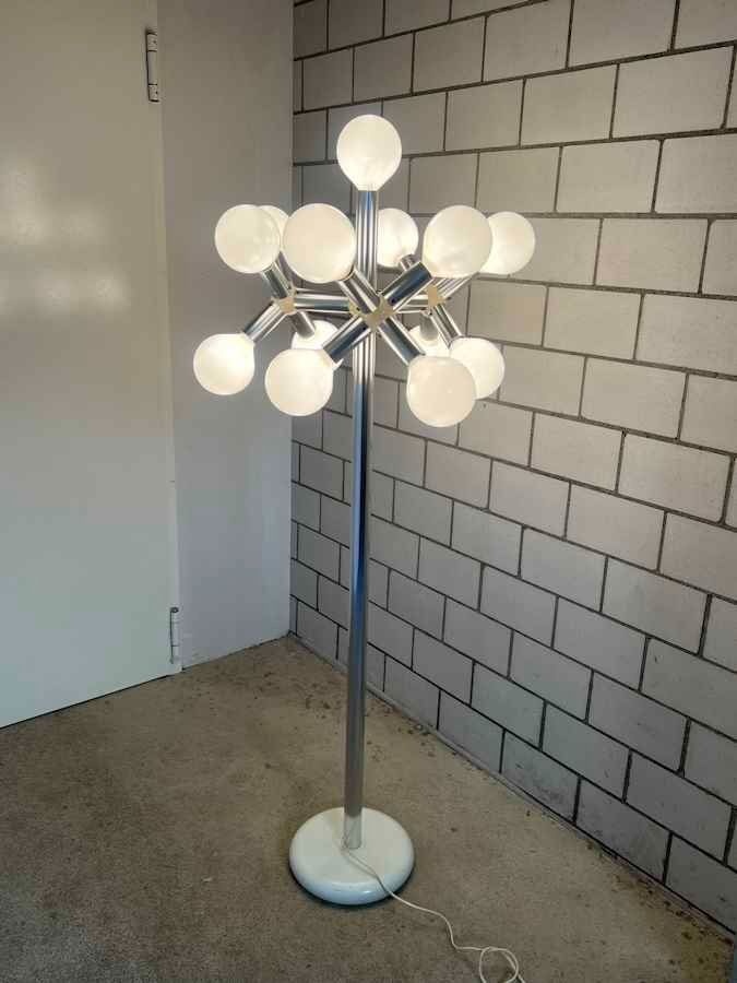 Lampade: Atomic Stehleuchte, Space Age 1960er – Robert Haussmann – Usato da Pregassona venduto da ModernistaCH 2