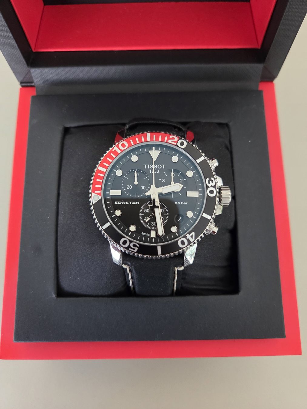 Tissot Uhren: Tissot seastar 1000 Chronograph – Neu (gemäss Beschreibung) aus Weisslingen von N.h.zh