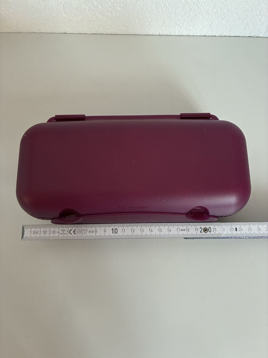Tupperware Contenitori & Simili: Tupperware Eierbehälter  – Usato da Burgdorf venduto da Calvia 2