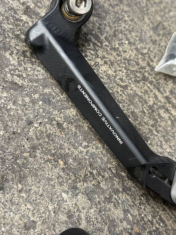 Rizoma Alle Motorradersatzteile: Rizoma Fussrasten Set für Ducati 848 / 1098 / 1198 / S / R – Gebraucht aus Bern von CarCollectorBern 1
