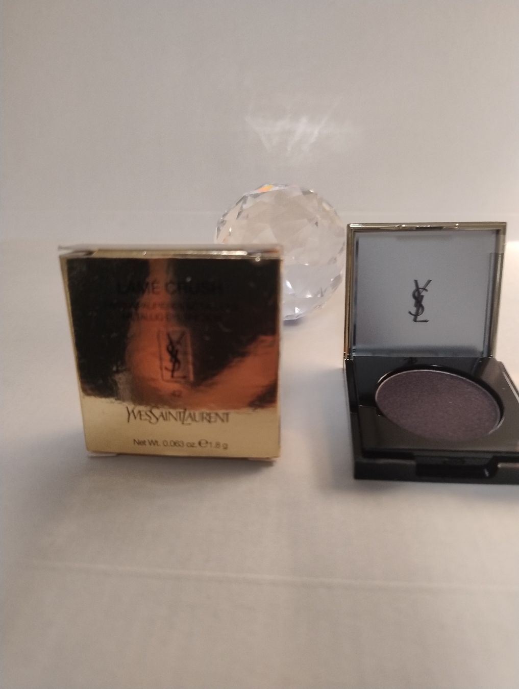 Make-up: SATIN CRUSH – Nuovo e nell'imballaggio originale da Schwerzenbach venduto da Whokamel