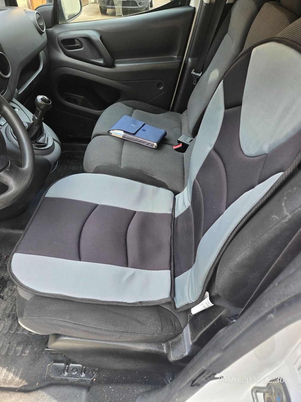 Peugeot Nutzfahrzeuge: Peugeot Partner 1.6 i VTi – Gebraucht aus Erstfeld von Gina033 7