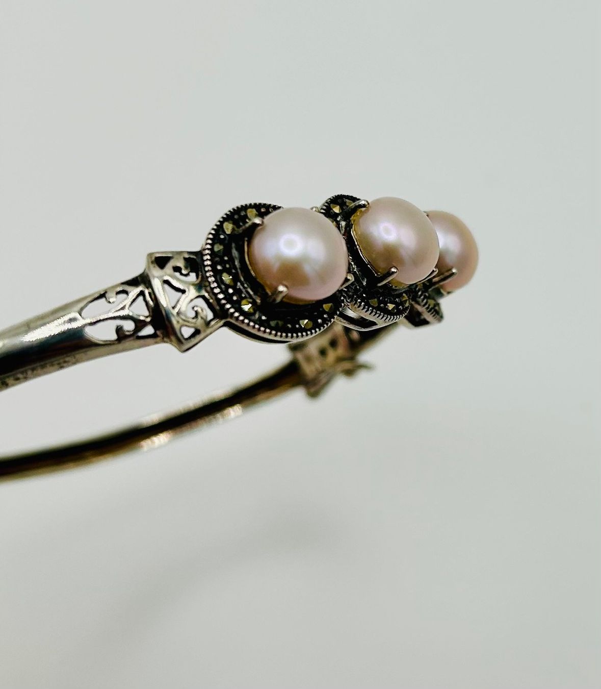 Bracciali & Braccialetti: Armreif aus Silber mit Perlen – Usato da Turgi venduto da dewi2003 2