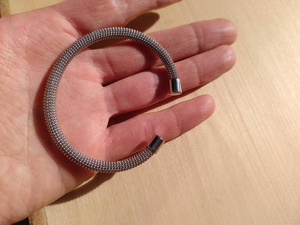 Bracciali & Braccialetti: Bracciale in acciaio bianco – Usato da Sessa venduto da uza_x5jm 3