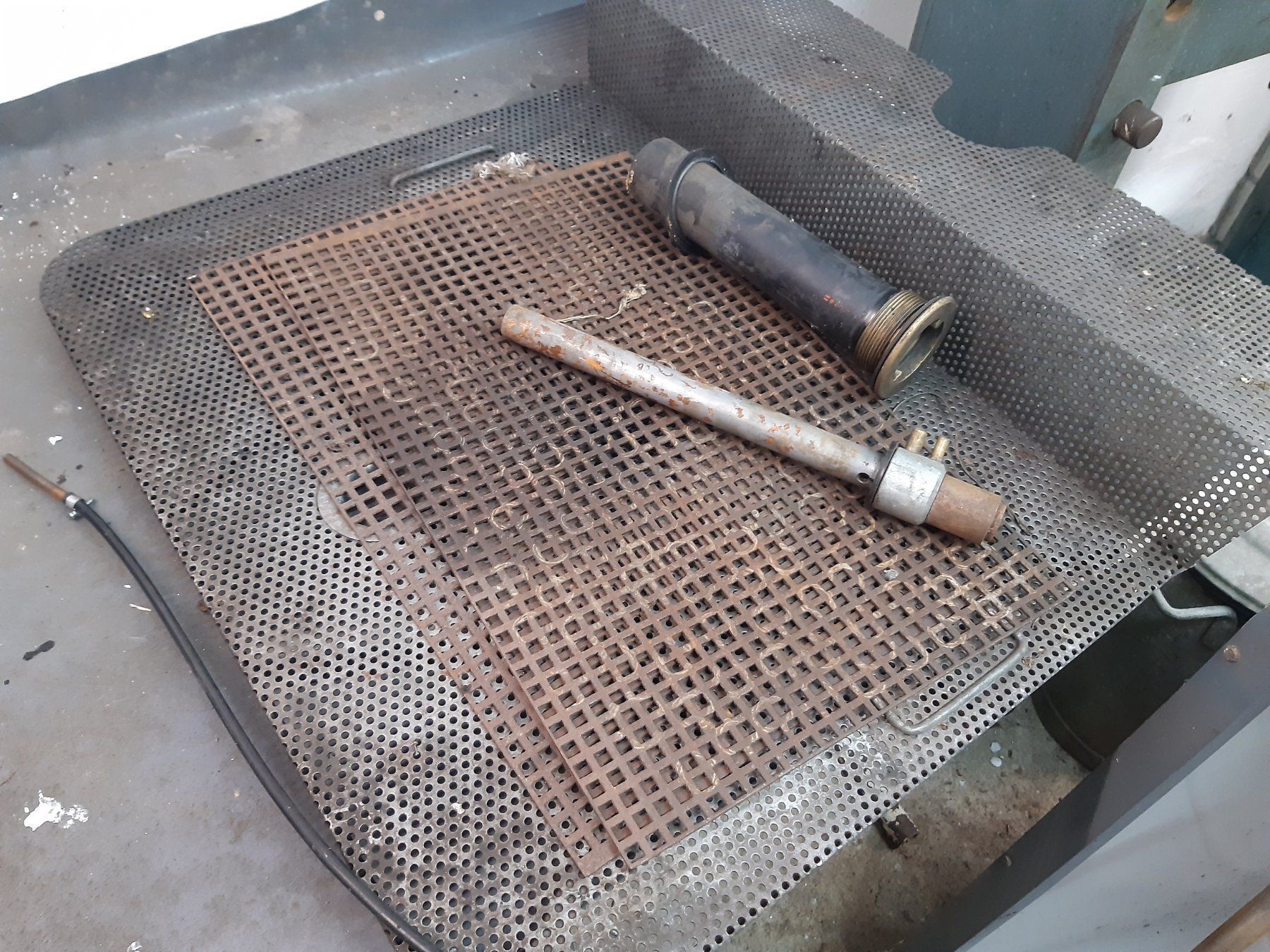 Tutte le macchine: Kleinteilereiniger Quickwash Pinselreiniger – Usato da Ramersberg venduto da Subski300 1