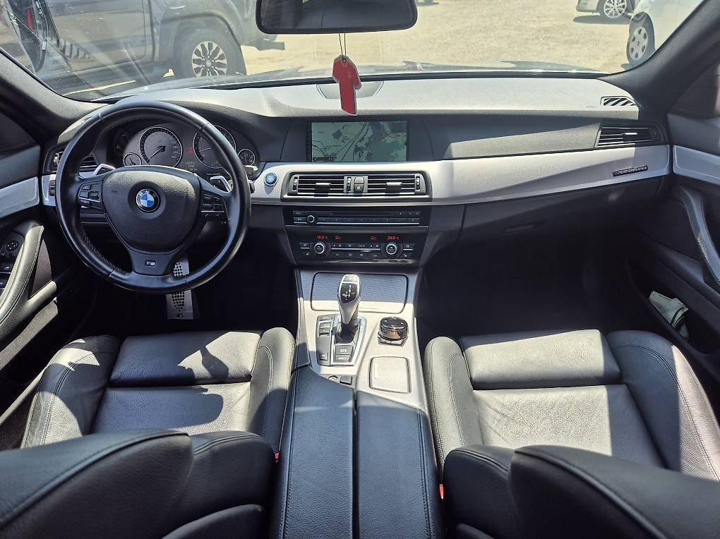 Automobili: BMW 535i Touring F11 Pack-M – Usato da collombey venduto da jack1303 4