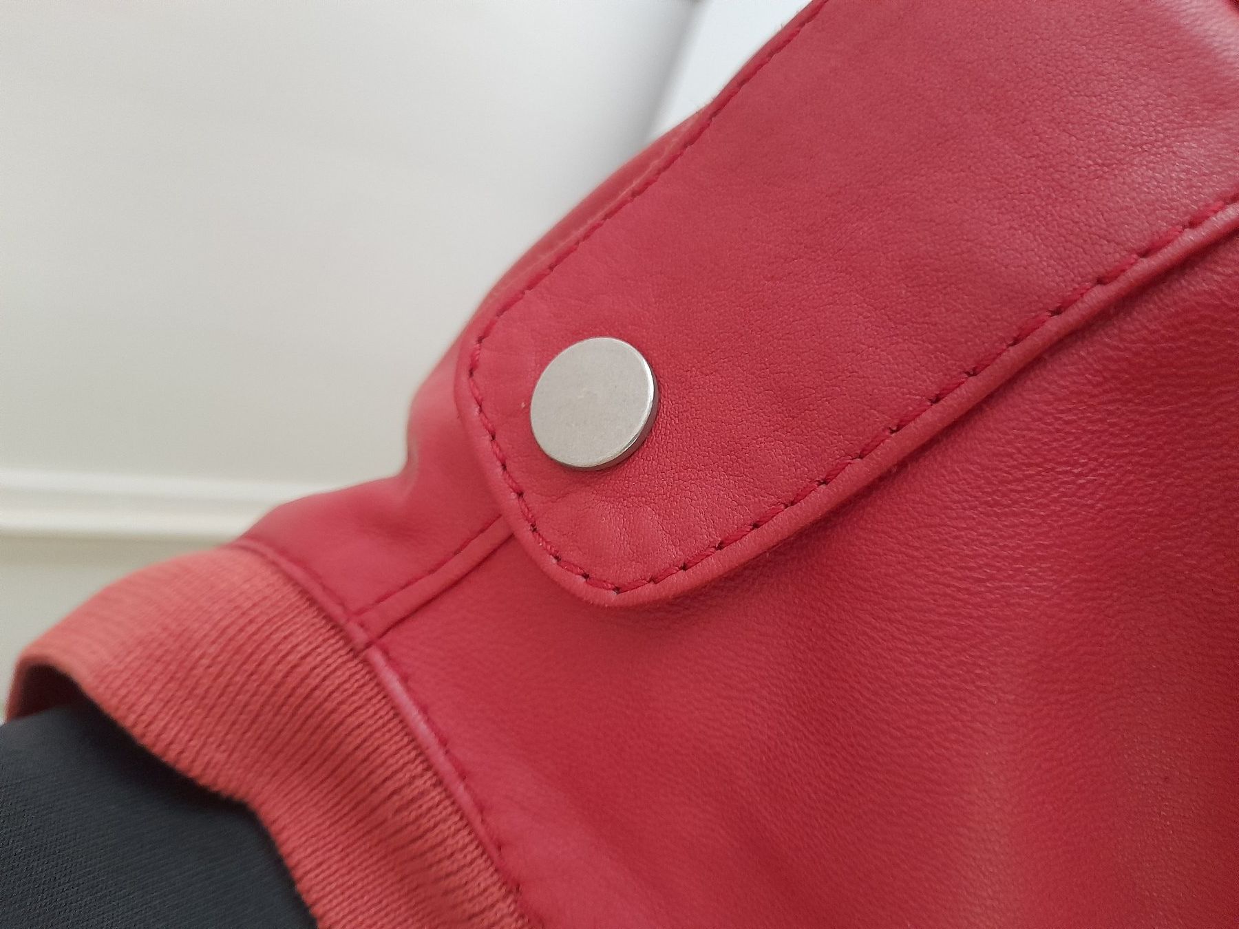 Giacche: Bomberjacke . Leonardo . S . echtes Leder . – Usato da Leuggelbach venduto da schmetterlings-fee 2