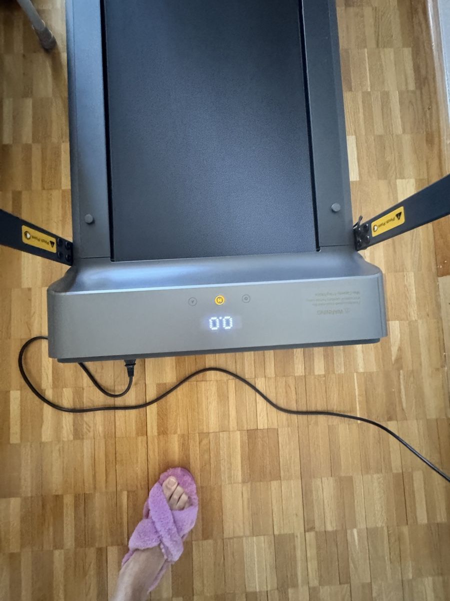 Kingsmith Hometrainer: Like New WalkingPad C2 Foldable Treadmill - Compact! – Usato da Birsfelden venduto da Maranata3 1