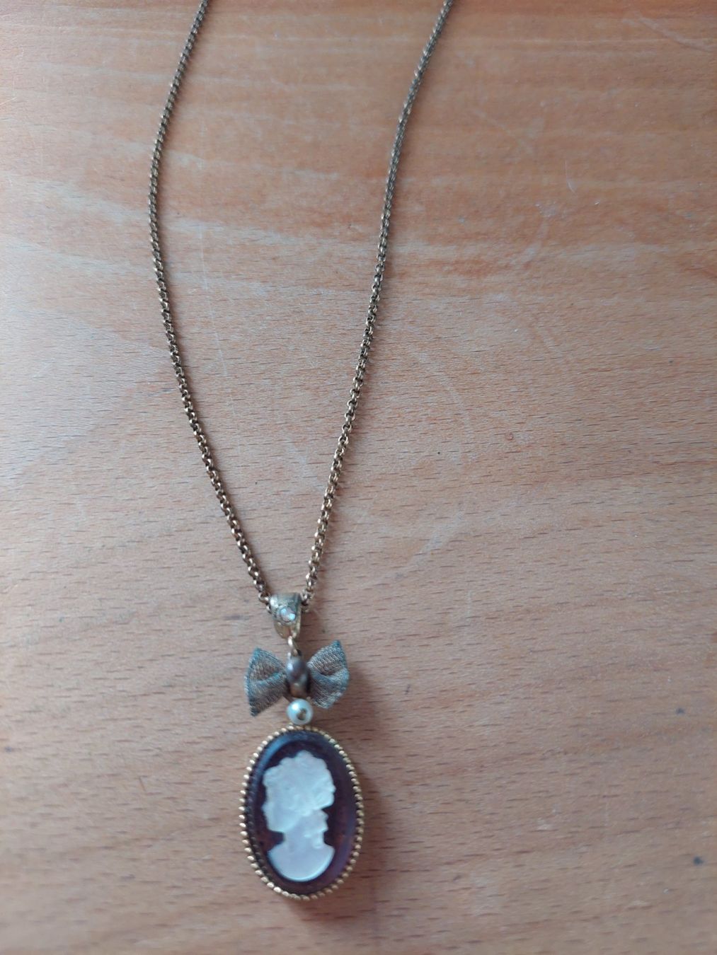 Catenine: Cameo Kette – Usato da Adliswil venduto da Boncoinsuisse 2