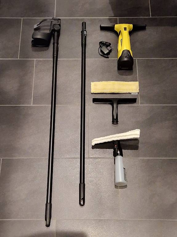 Kärcher Sonstiges für Haushalt & Wohnen: Kärcher Fensterputz-Set (7-teilig) – Gebraucht aus Au SG von Chliini87