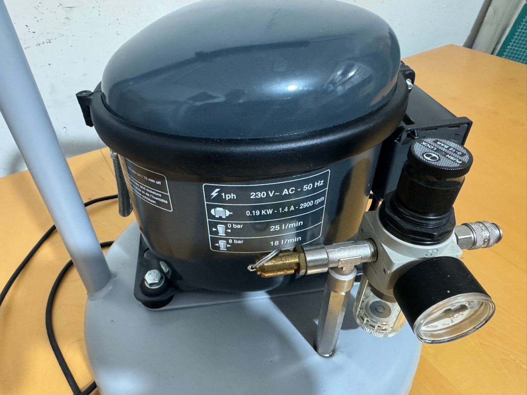 Compressori: Kompressor – Usato da Mönchaltorf venduto da Speedy453 2