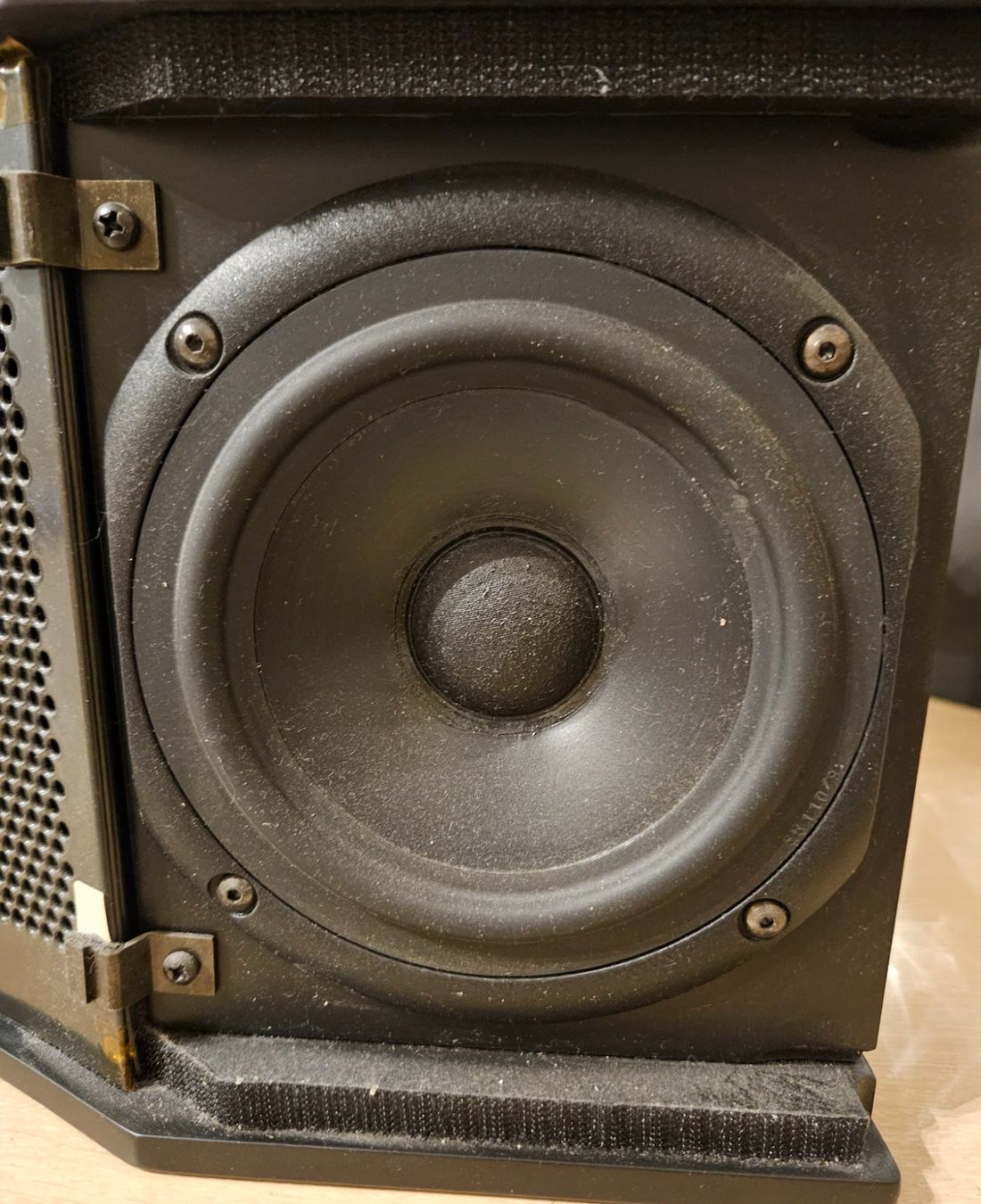 Martin Logan Lautsprecher: Martin Logan Cinema i – Gebraucht aus Riazzino von TicinoCarAudio 7