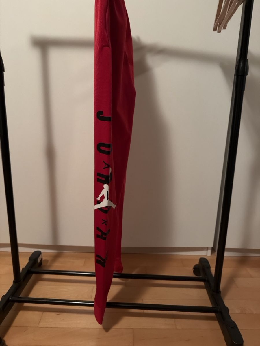 Jordan Pantalons: Jordan pantaloni  – D'occasion à Sementina par bru_vpp5 1