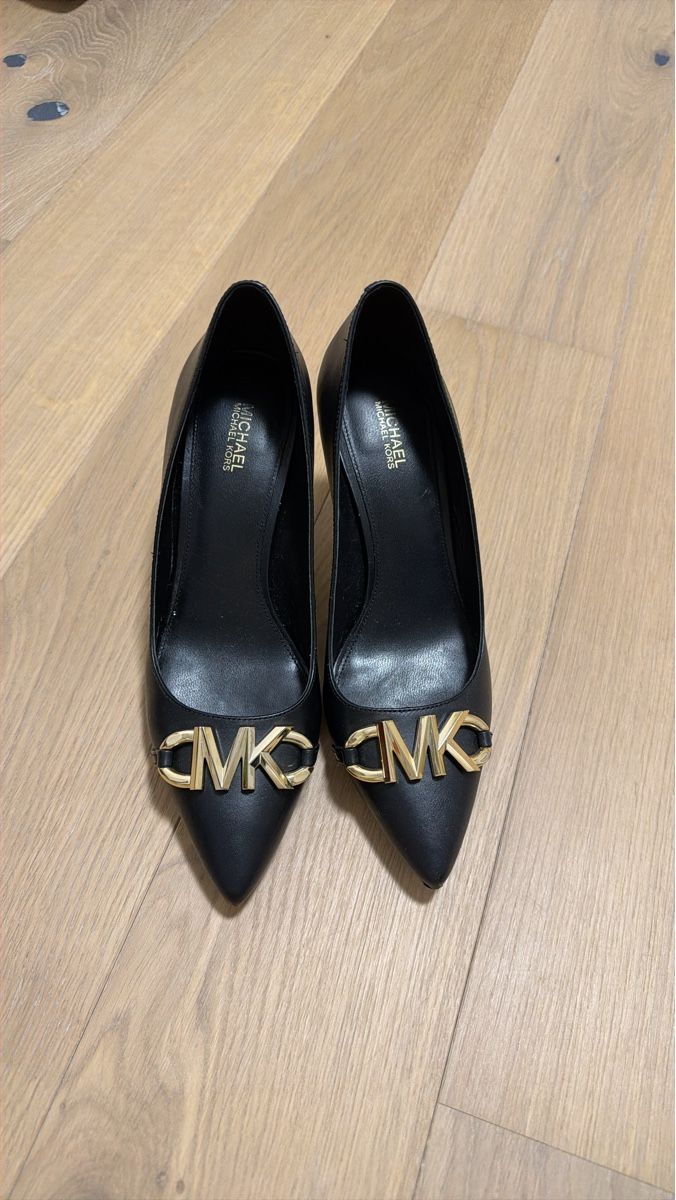 Michael Kors Damenschuhe: Michael Kors Schuhe schwarz Leder Grösse 38 – Gebraucht aus St. Gallen von TairiZ