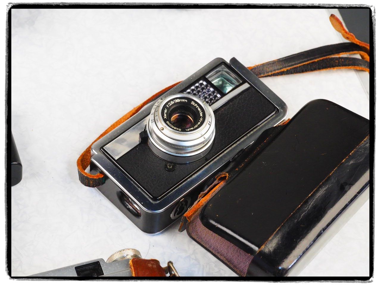 Fotocamera: APPAREILS PHOTO ARGENTIQUES – Usato da Lausanne venduto da Leag 7