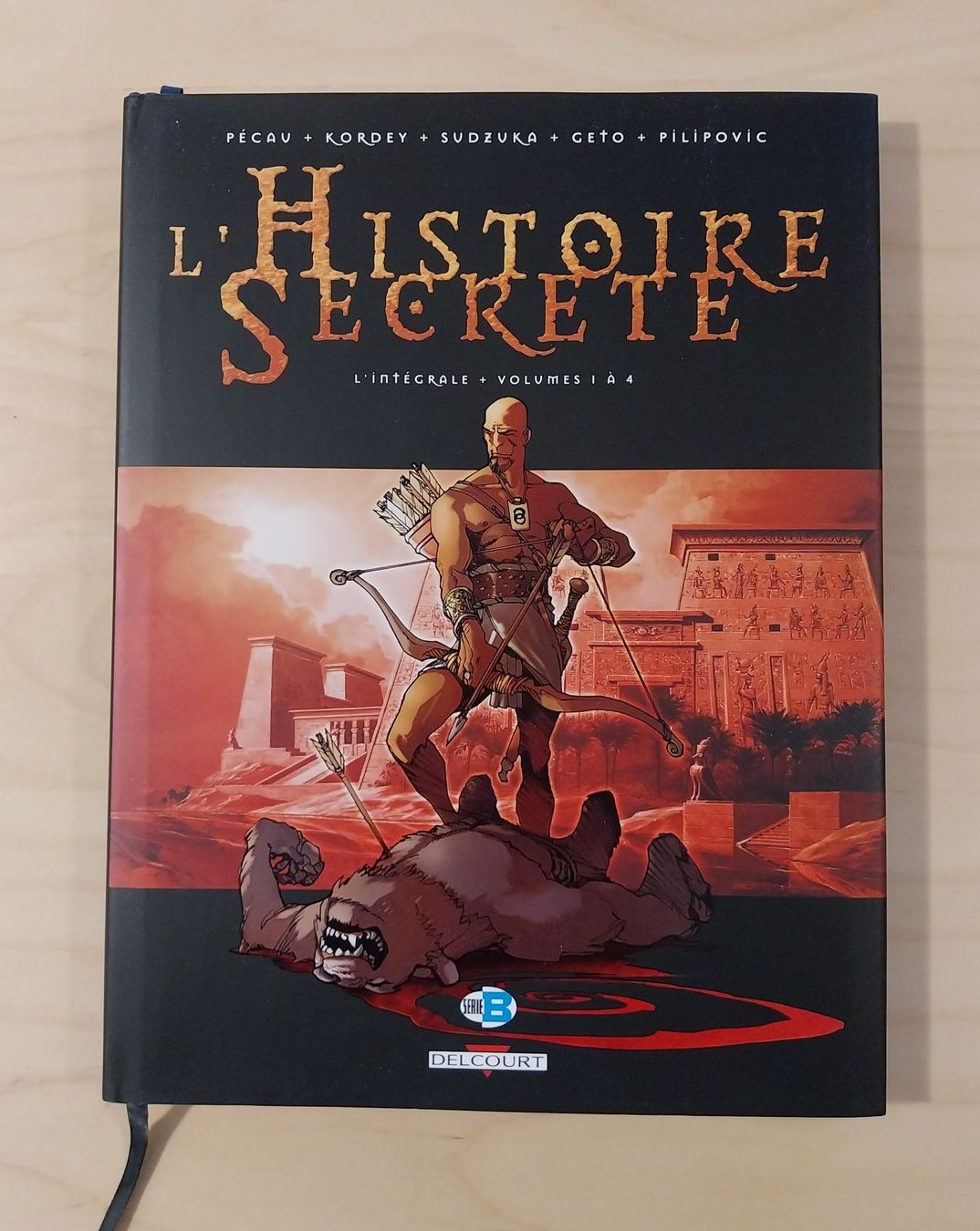 Comics: L'HISTOIRE SECRETE - Intégrale 1 – Gebraucht aus Bussigny von jaqual